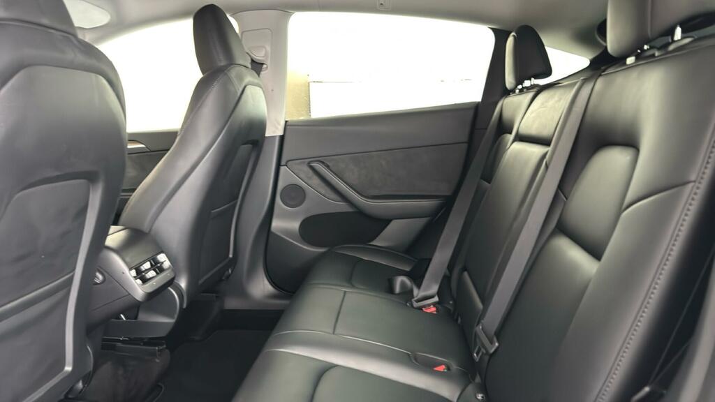 Tesla Model Y Long Range Awd Blue #37