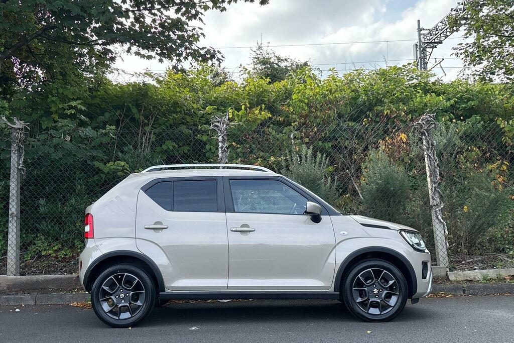 Suzuki Ignis Ignis Hatchback Green #9