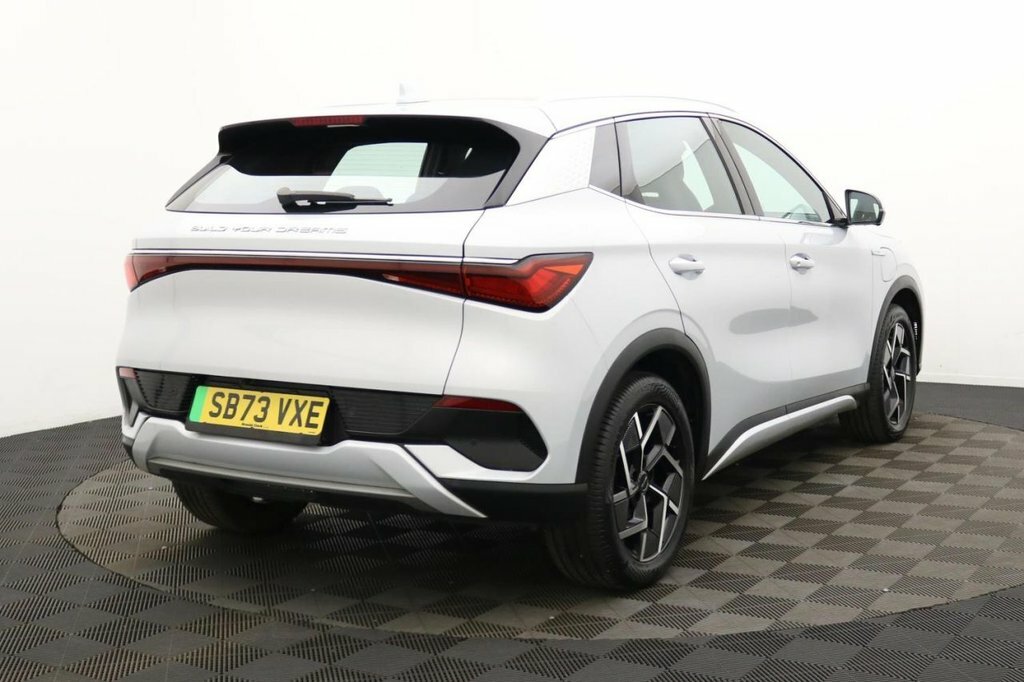 Byd Atto 3 Suv White #4
