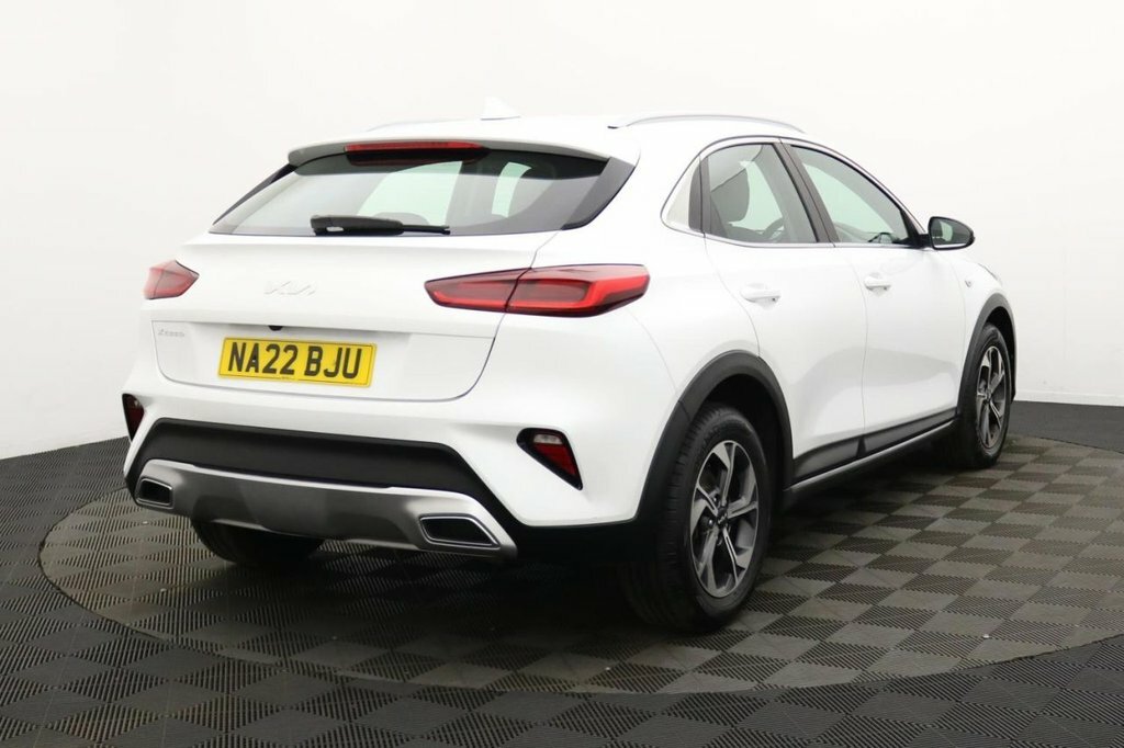 Kia Xceed 1L 2 NA22BJU White #4