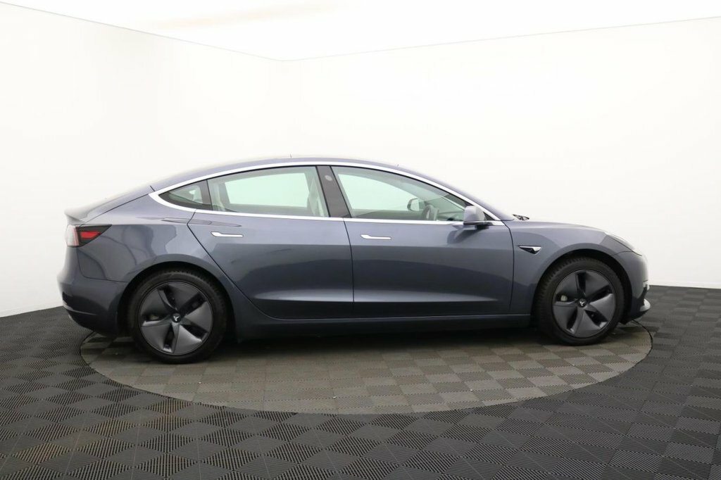 Tesla Model 3 Saloon MA20UDM Grey #2
