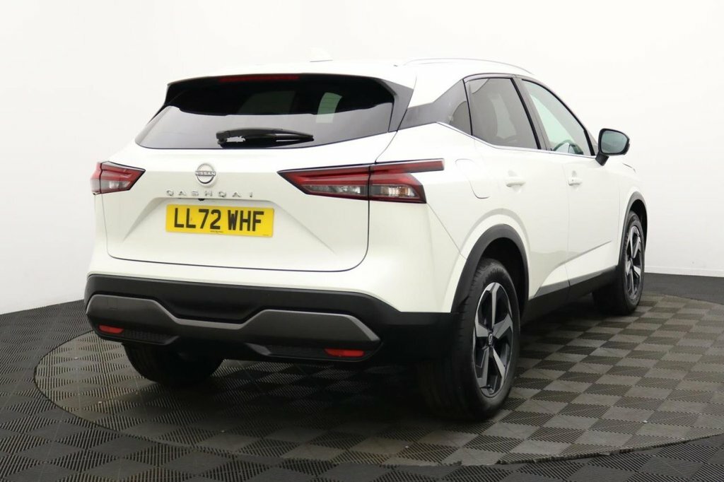 Nissan Qashqai 1.3L N-connecta LL72WHF White #4