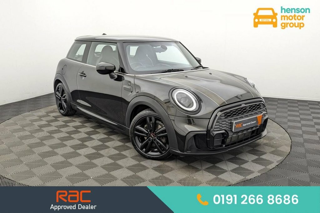 Mini Hatch 1.5L Cooper Sport Black