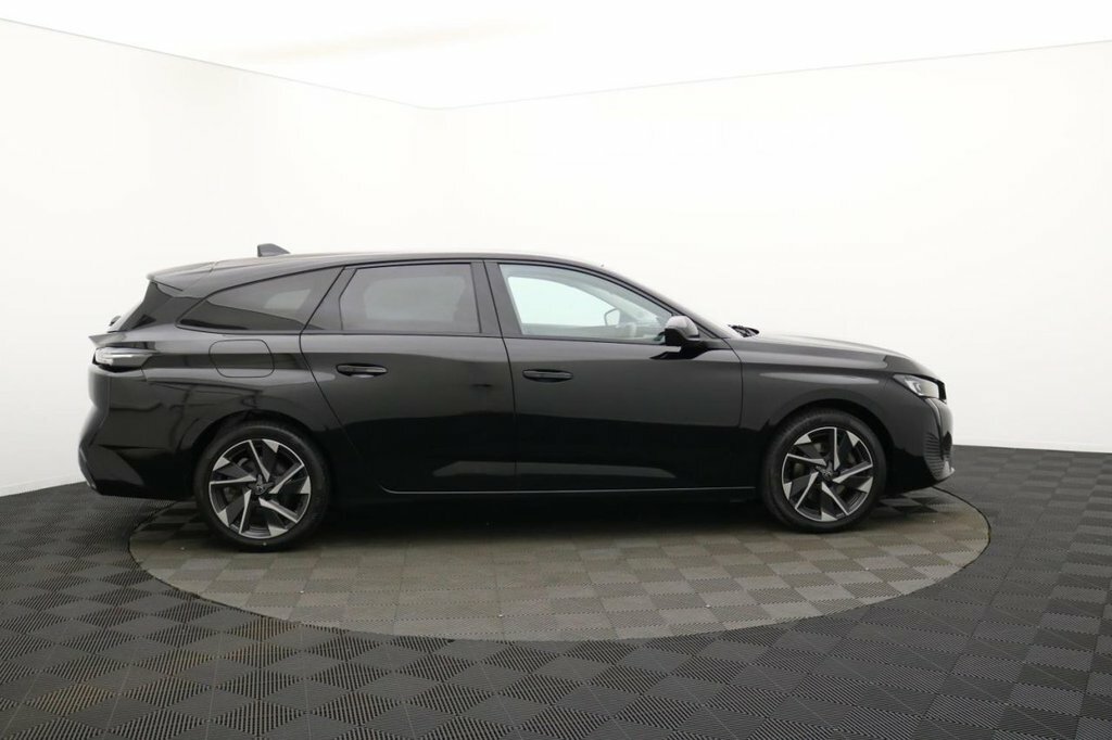 Peugeot 308 SW 1.2L Allure Premium KJ23VKH Black #2