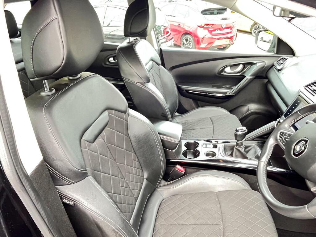 Renault Kadjar 1.3 Tce Iconic Euro 6 Ss DG70BFM Black #2