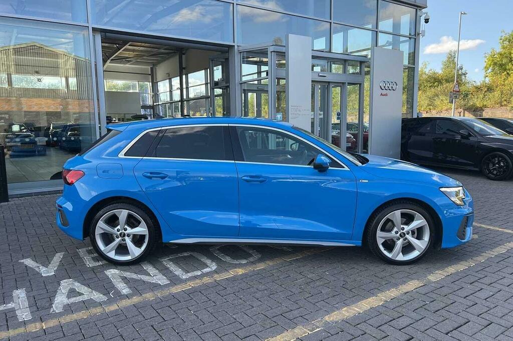 Audi A3 S Line 30 Tfsi 110 Ps 6-Speed HJ72YYF Blue #4