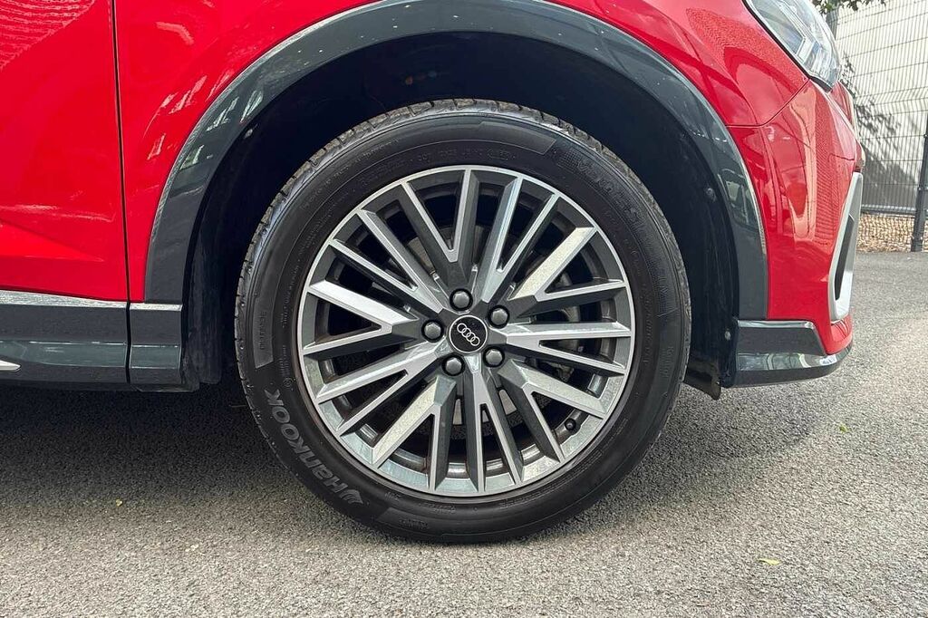 Audi Q3 S Line 40 Tfsi Quattro 190 Ps S Tronic Red #5