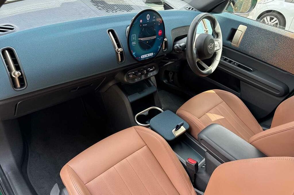 Mini Countryman 1.5 C Exclusive VX25GXC Green #2