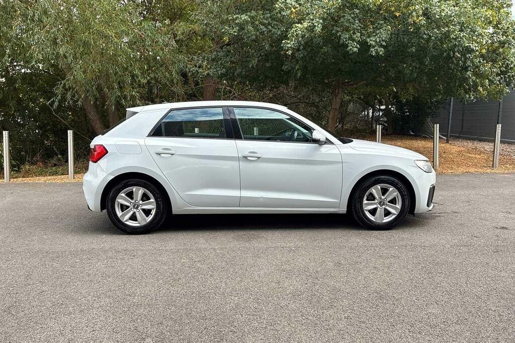 Audi A1 Technik 30 Tfsi 116 Ps 6-Speed WD69CDN White #4