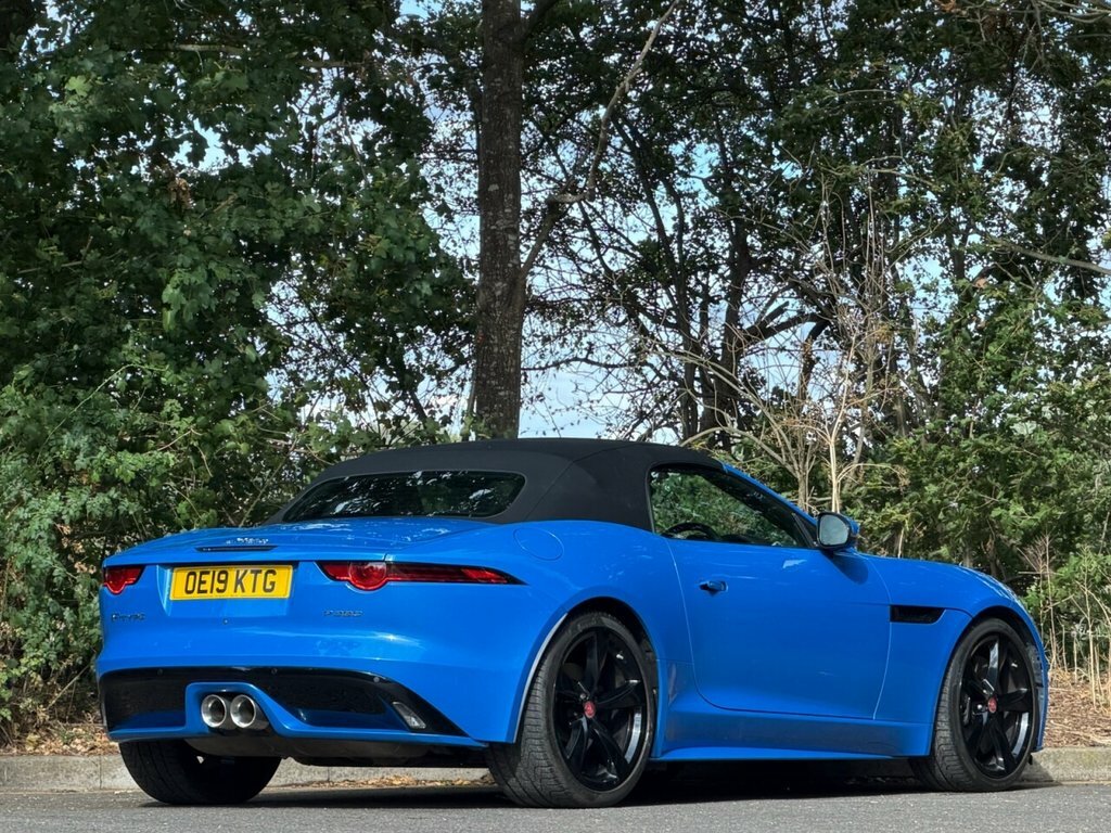 Jaguar F-Type R-dynamic Black #7