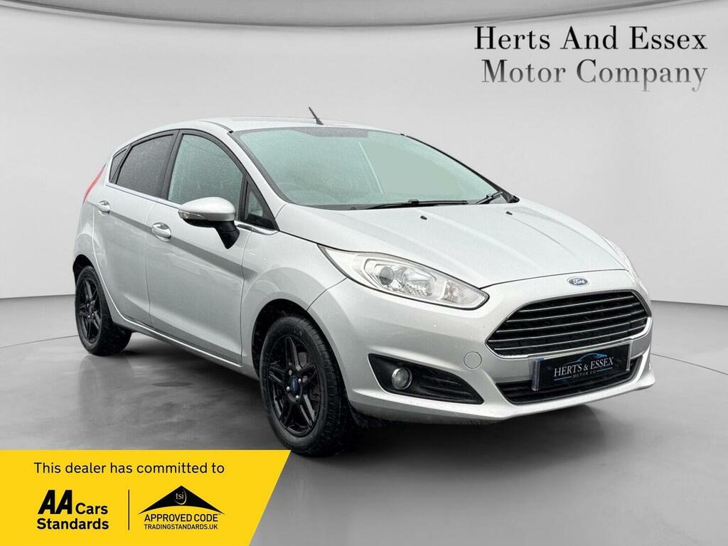 Ford Fiesta 1.0 Zetec Euro 5 Ss Silver