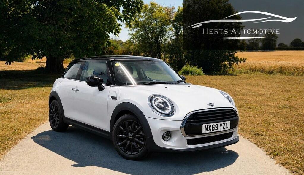 Mini Hatch Hatchback 1.5 Cooper Classic Euro 6 Ss 201 NX69YZL Silver