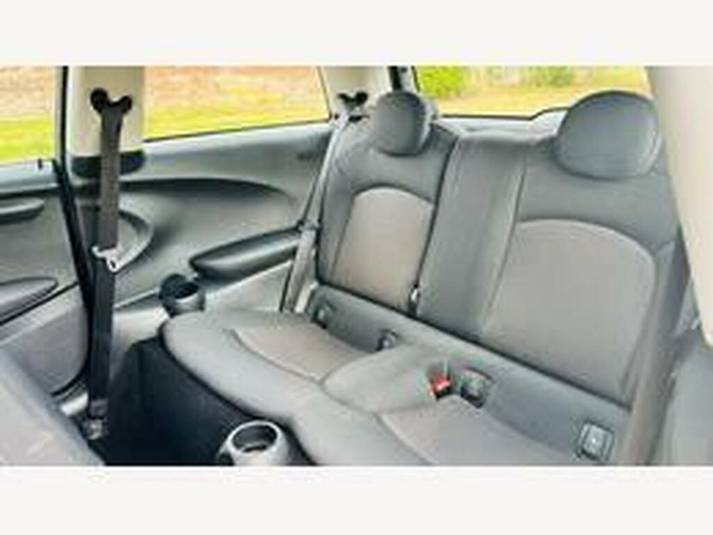 Mini Hatch Hatchback 1.5 Cooper Classic Euro 6 Ss 201 NX69YZL Silver #2