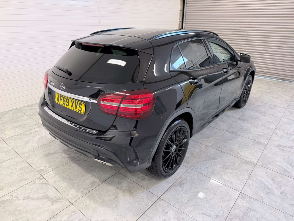 Mercedes-Benz GLA Class Amg Line Edition #6