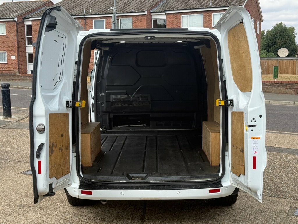 Ford Transit Custom 2.0 280 Ecoblue Limited Panel Van Manua OV21HSA #3