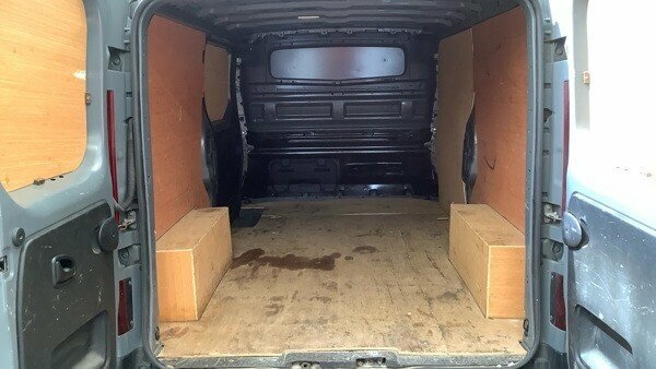 Renault Trafic 2.0 Dci Blue Ll30 Sport Panel Van Edc L #2