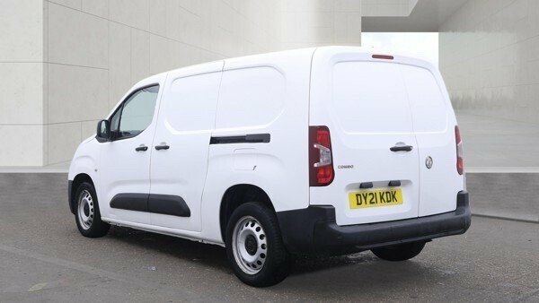 Vauxhall Combo 1.5 Turbo D 2300 Dynamic Panel Van Manu #4