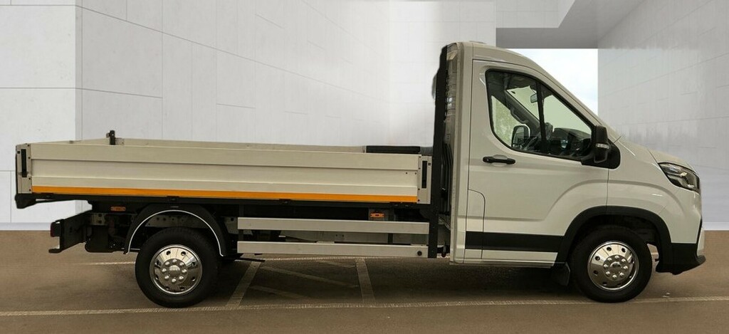 Maxus Deliver 9 2.0 D20 150 Chassis Cab White #2