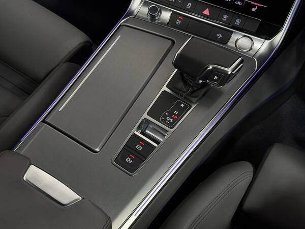 Audi A6 Saloon Saloon Black #33
