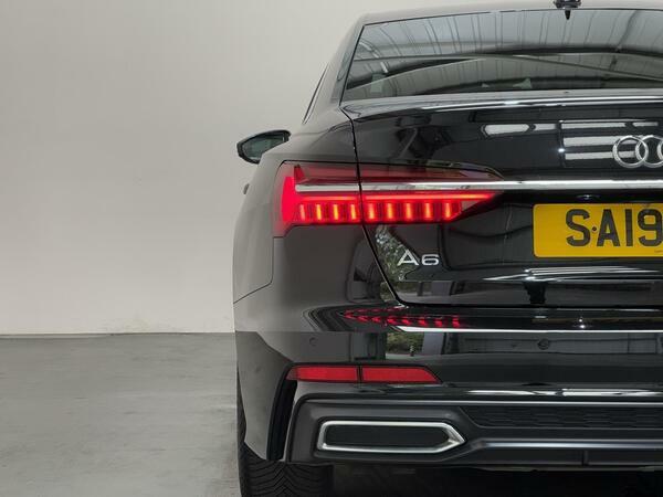 Audi A6 Saloon Saloon Black #10