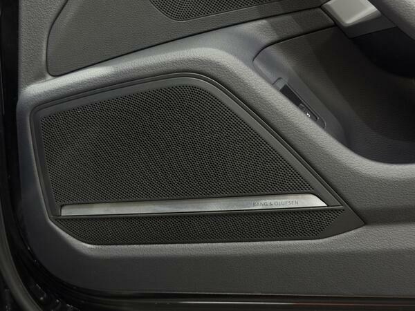 Audi A6 Saloon Saloon Black #21