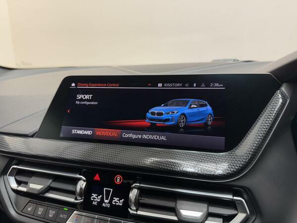 BMW 1 Series 116D Efficientdynamics Black #30
