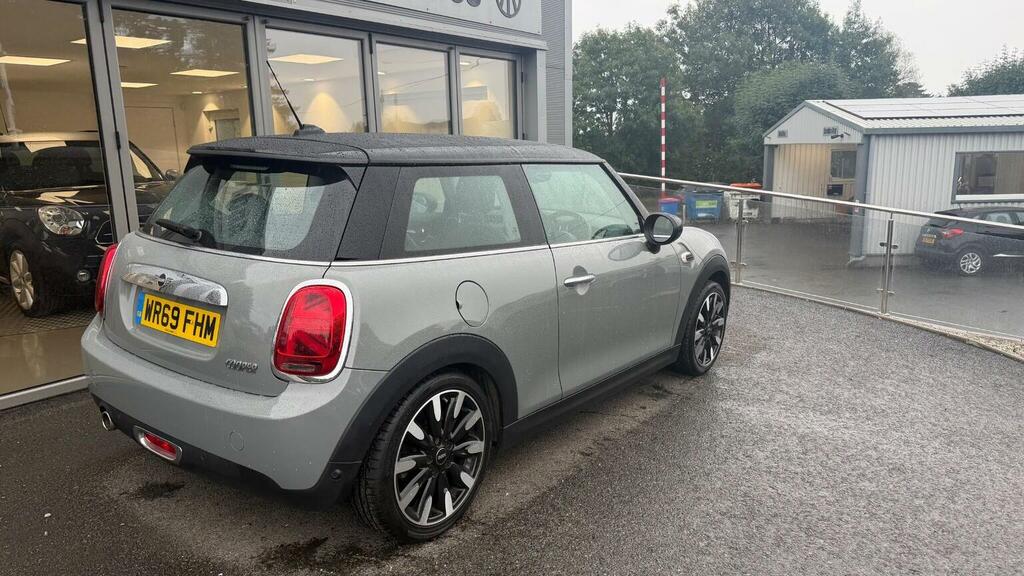 Mini Hatch Hatchback 1.5 Cooper Exclusive Euro 6 Ss 2 WR69FHM Grey #3