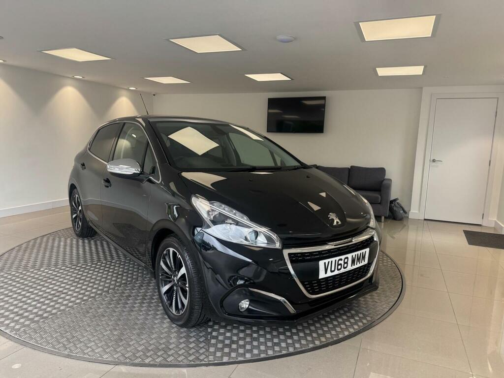 Peugeot 208 1.2 Puretech Allure Premium Euro 6 Ss Black #5