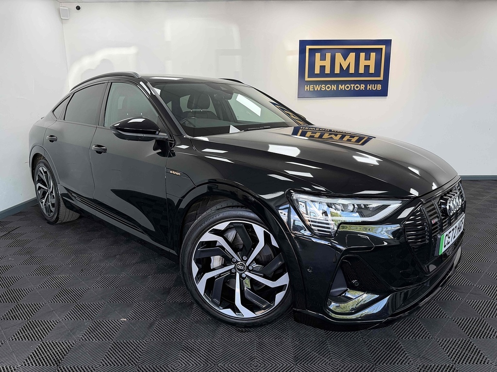 Audi E-tron Black Edition Black