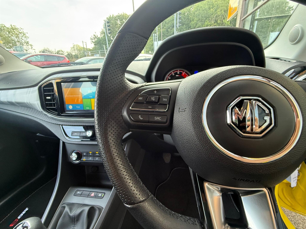MG MG3 Hatchback Silver #17