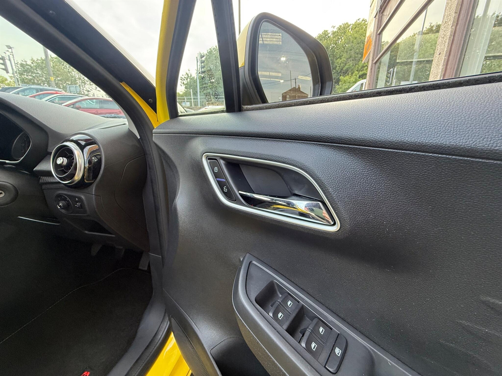 MG MG3 Hatchback Silver #11