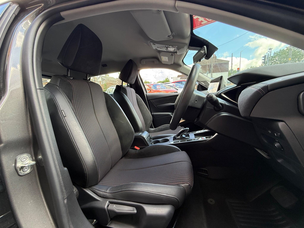 DS DS 3 Opera E-tense Ev Red #9