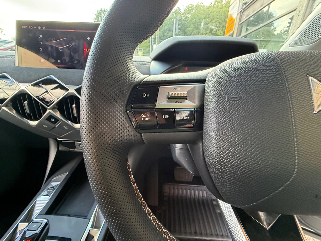 DS DS 3 Opera E-tense Ev Red #22