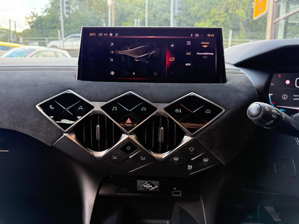 DS DS 3 Opera E-tense Ev Red #24