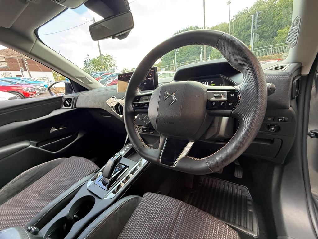 DS DS 3 Opera E-tense Ev Red #10