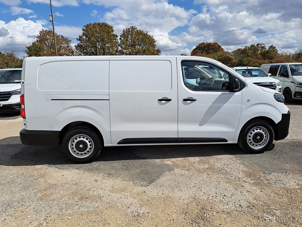 Vauxhall Vivaro Turbo D Prime DT24XMP White #3