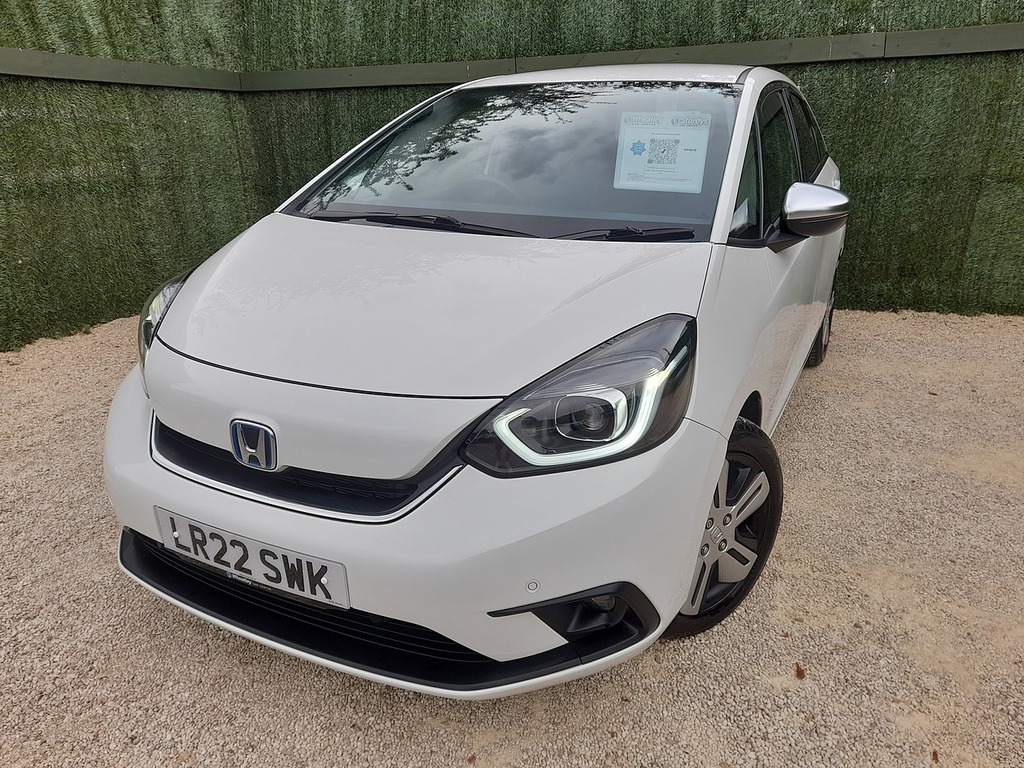 Honda Jazz H I-mmd Ex LR22SWK White #4
