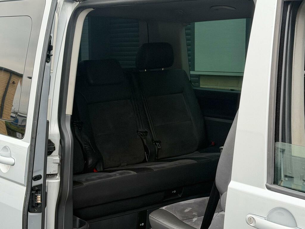 Volkswagen Caravelle Mpv Silver #25