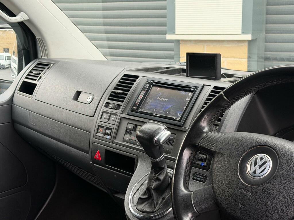 Volkswagen Caravelle Mpv Silver #12