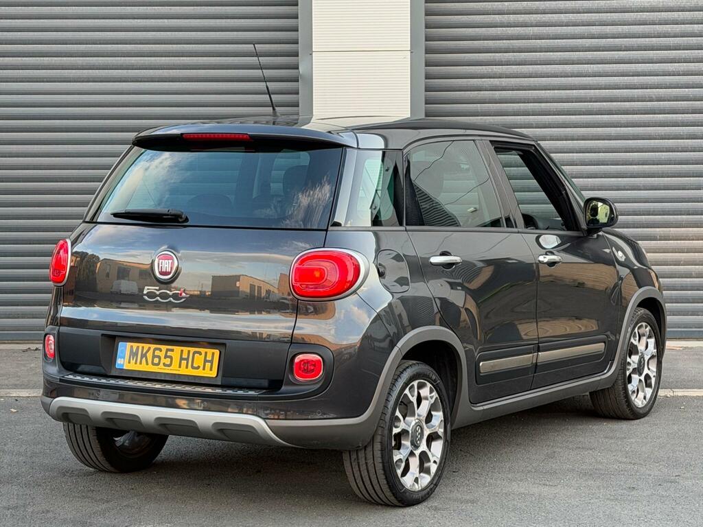 Fiat 500L Red #12