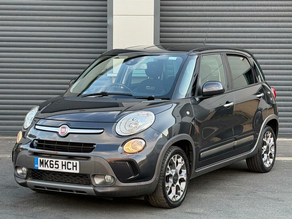 Fiat 500L Red #7