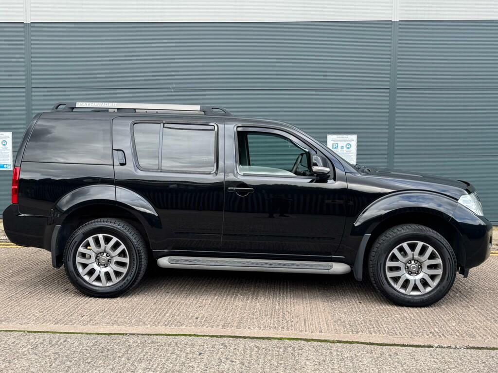 Nissan Pathfinder Tekna #18