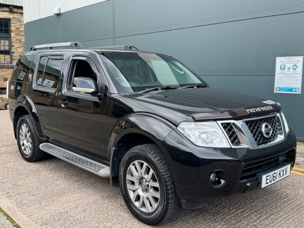 Nissan Pathfinder Tekna #13