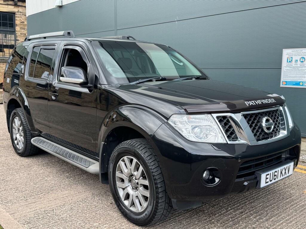 Nissan Pathfinder Tekna #16