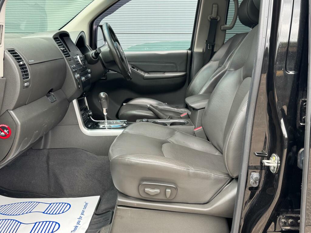 Nissan Pathfinder Tekna #35