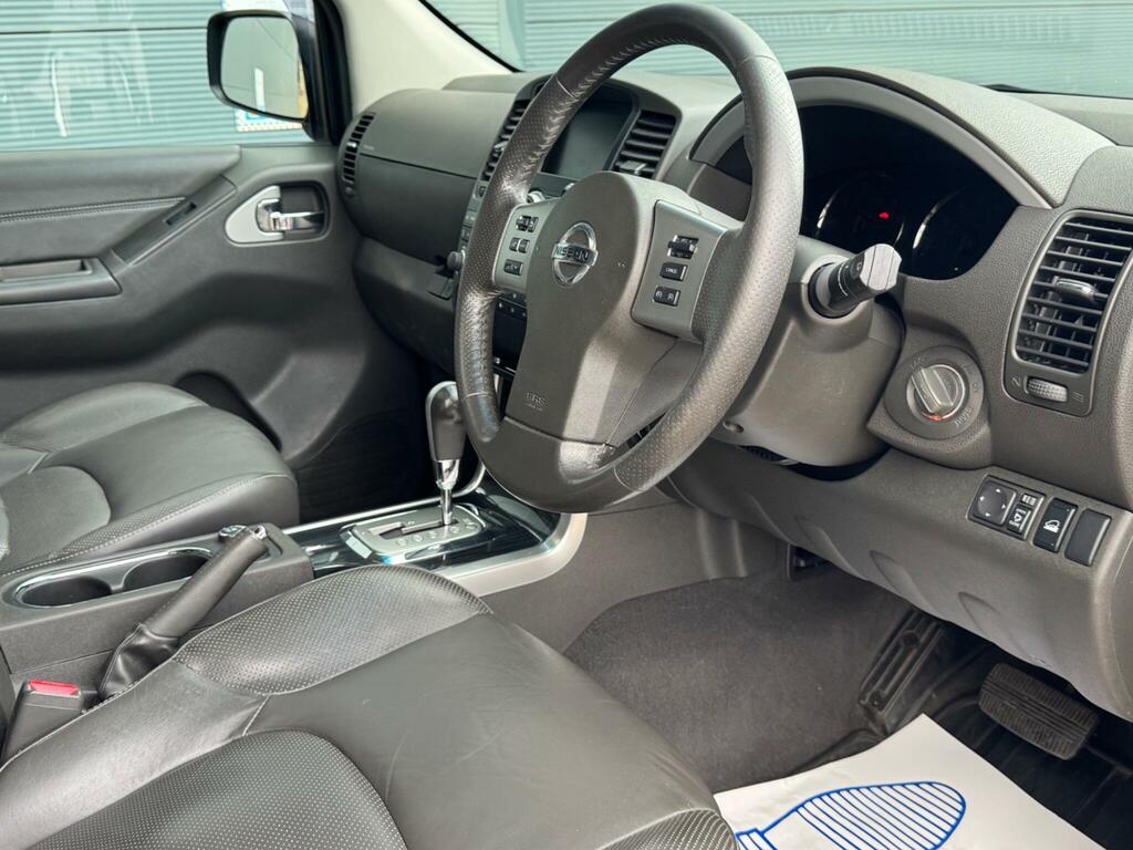 Nissan Pathfinder Tekna #24