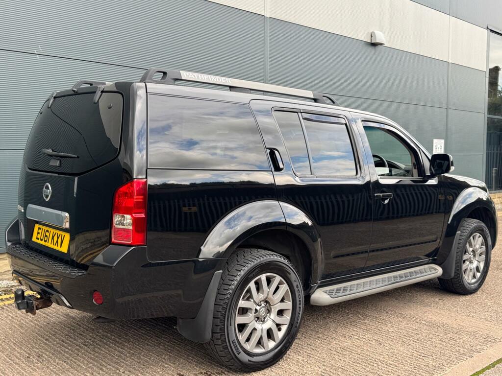 Nissan Pathfinder Tekna #20