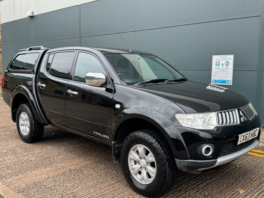 Mitsubishi L200 Red #7