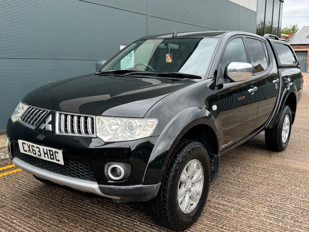 Mitsubishi L200 Red #24