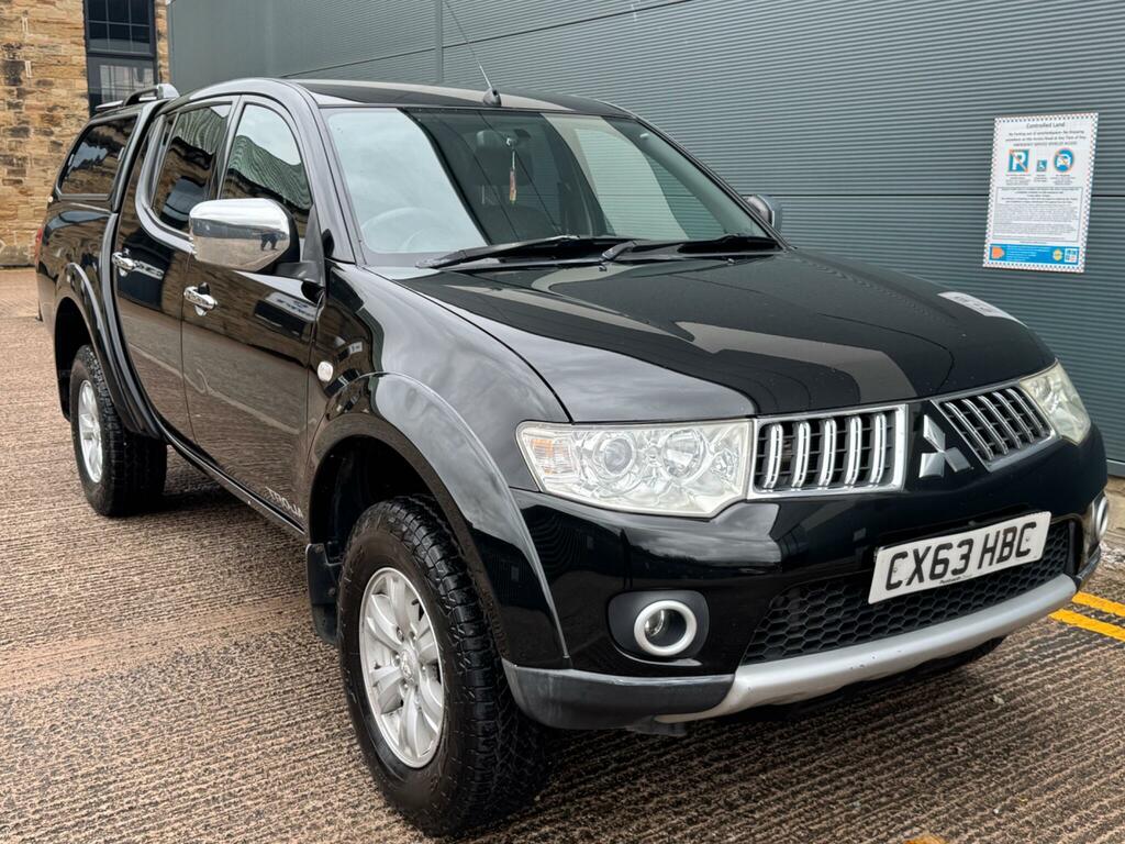 Mitsubishi L200 Trojan Black #2